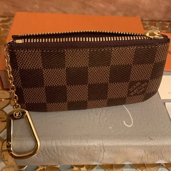 Brand New!! Authentic Louis Vuitton Damier Ebene CanvasCoin Pochette/ Key Pouch. - Picture 3 of 14